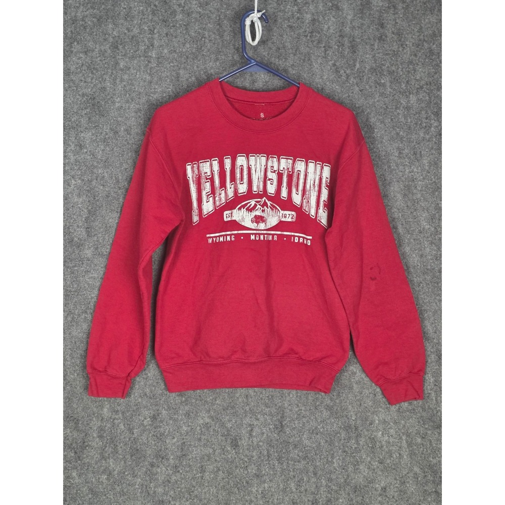 Yellowstone National Park Graphic Sweatshirt Red‎ Wyoming Montana Idaho Small